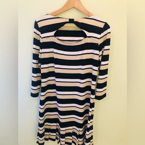 White House-Black Market Cute Striped Dress - Picture 5 of 6